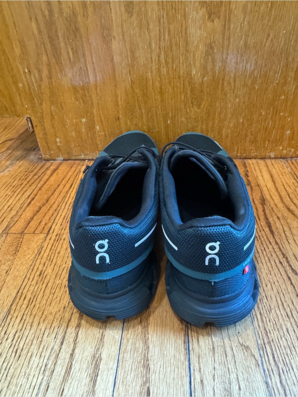 On Cloud Men’s Running Shoes Hunter Green & Black Size 10 - Picture 4 of 6